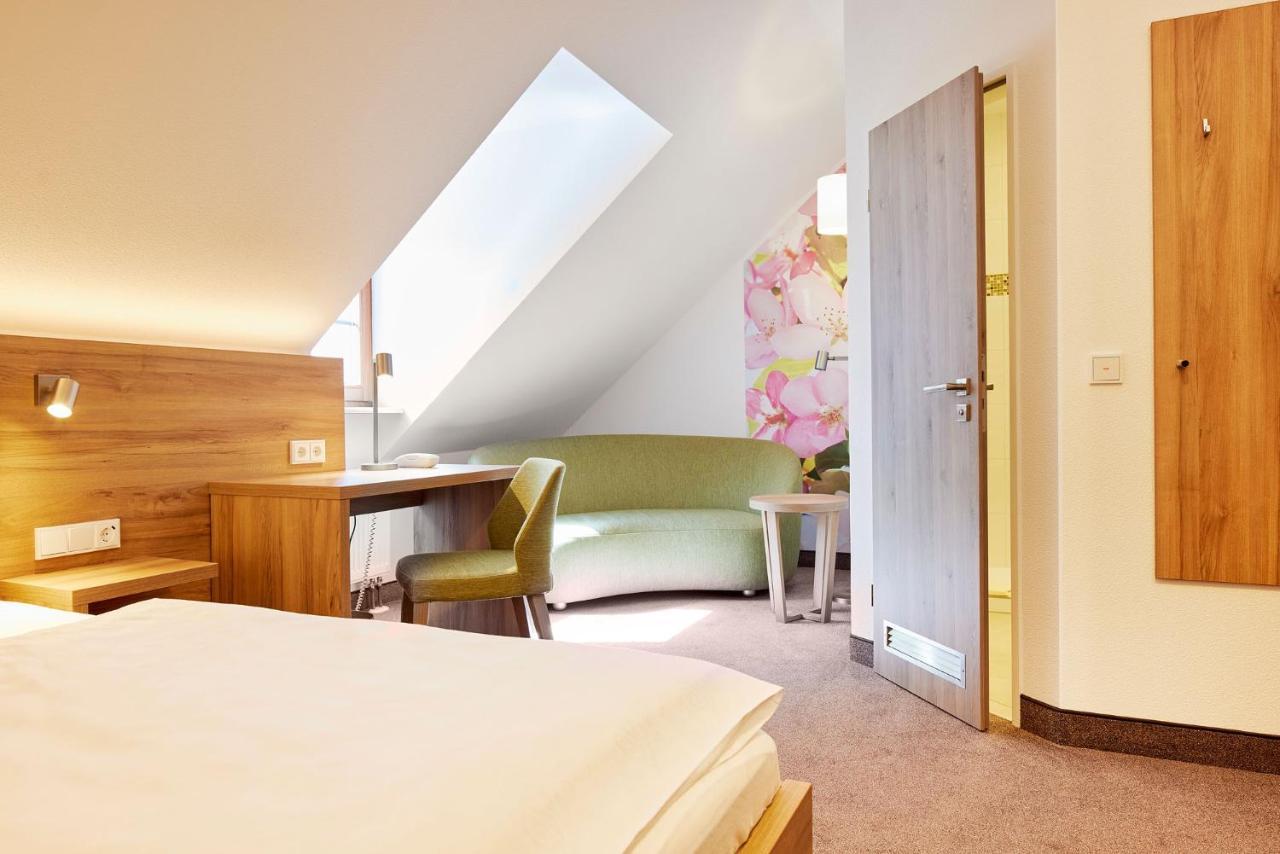 Hotel Garni Sonnenhof Reichenberg  Ngoại thất bức ảnh