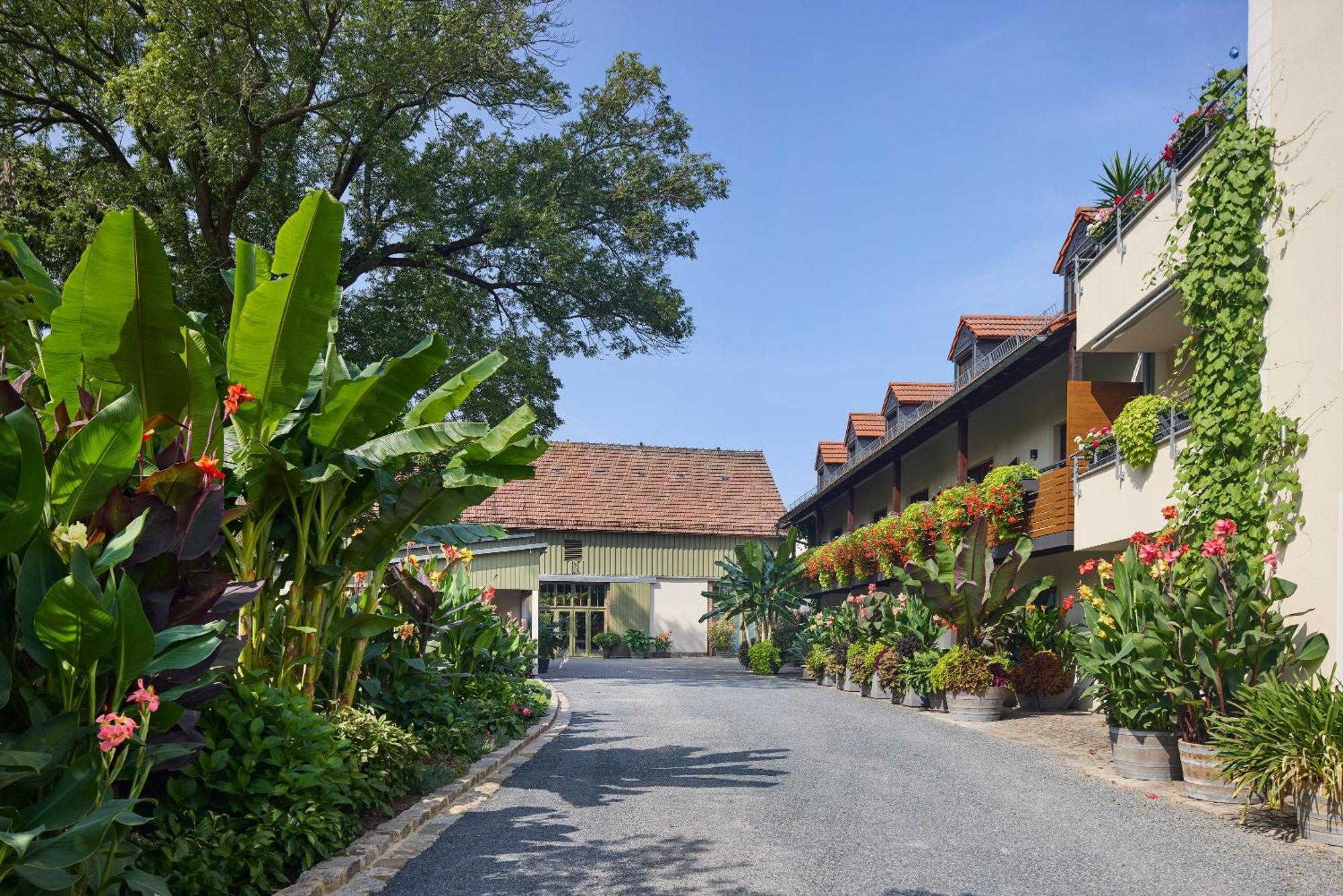 Hotel Garni Sonnenhof Reichenberg  Ngoại thất bức ảnh