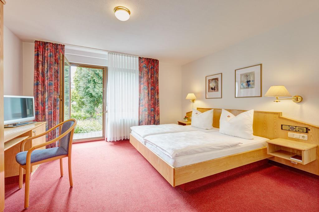 Hotel Garni Sonnenhof Reichenberg  Ngoại thất bức ảnh