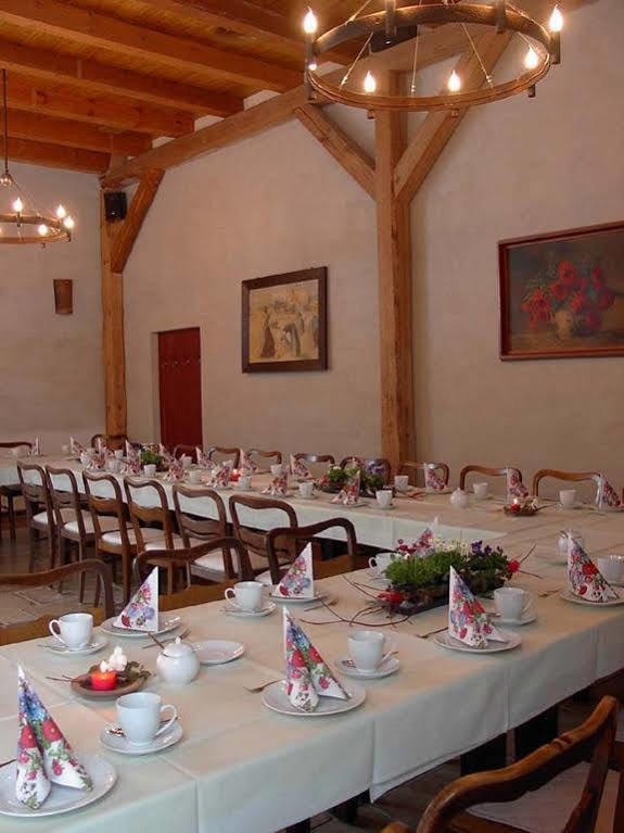 Hotel Garni Sonnenhof Reichenberg  Ngoại thất bức ảnh